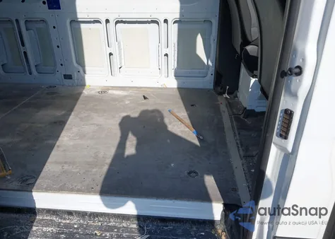 2021 Mercedes-Benz Sprinter 2500 High Roof I4 z USA, uszkodzony, nr VIN W1W40CHY6MT056093